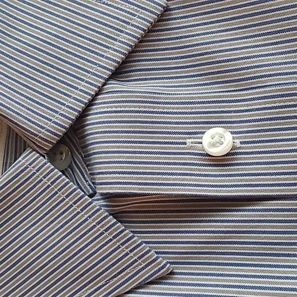 Gold Label Roundtree & Yorke Non-Iron Easy Wash Striped Dress Shirt 16/33 - Picture 2 of 5